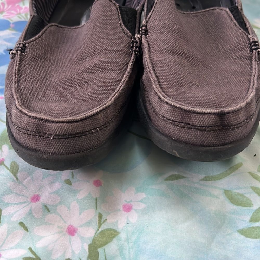 Crocs Walu Canvas Loafers Distressed - Picture 9 of 12